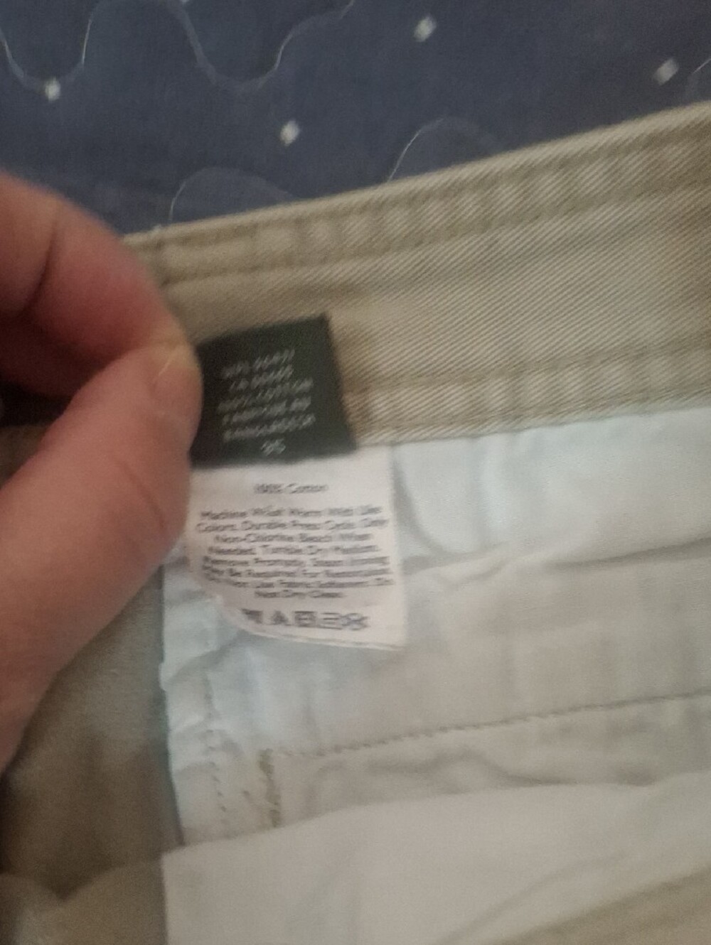 Eddie Bauer Men's Classic Cotton Shorts size 35 - Picture 3 of 6